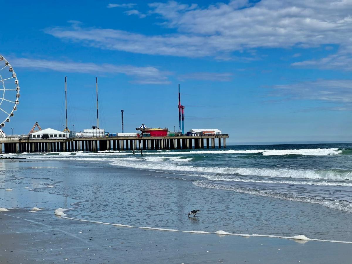 3 Bedrooms, Boardwalk Duplex Beachblock Home! Atlantic City Eksteriør bilde