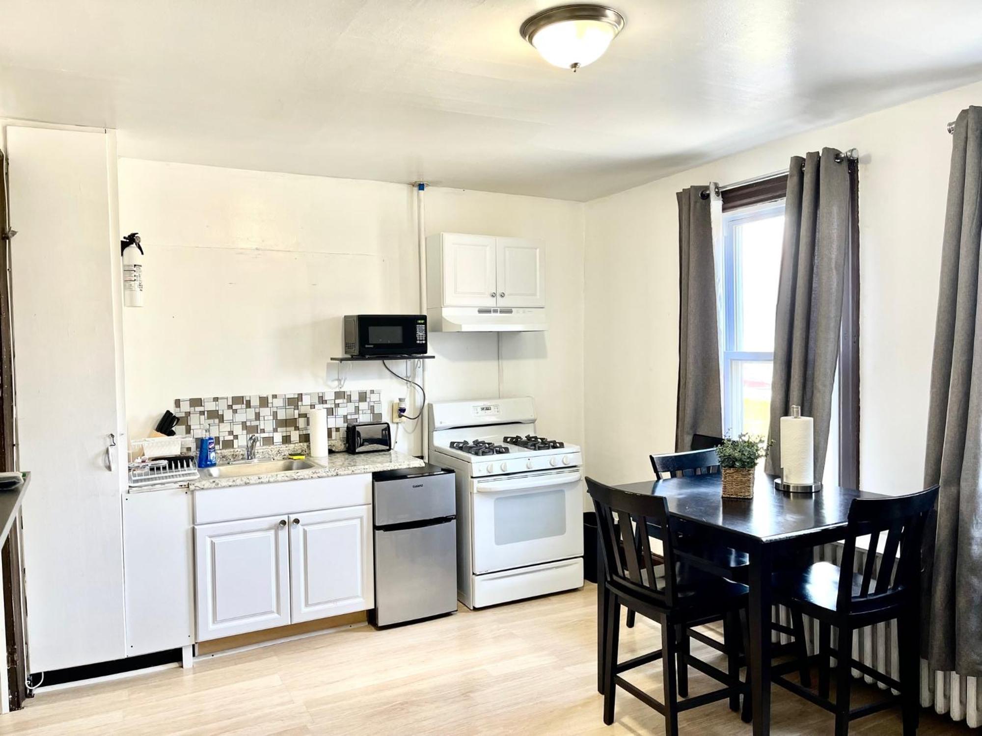 3 Bedrooms, Boardwalk Duplex Beachblock Home! Atlantic City Eksteriør bilde
